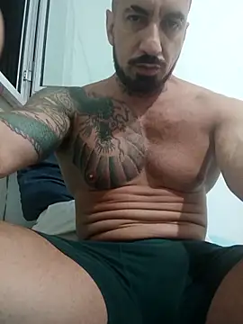 muscle model33 online show from March 18, 10:02 pm