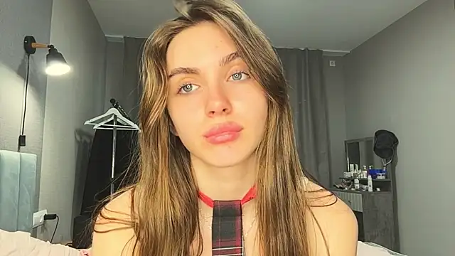 Veluxe online show from July 1, 3:56 pm