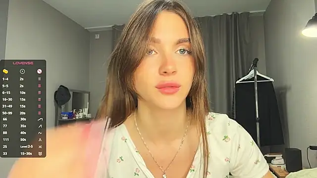 Veluxe online show from July 28, 5:01 pm