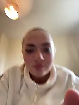 ohitsclarafox online show from June 17, 5:36 pm
