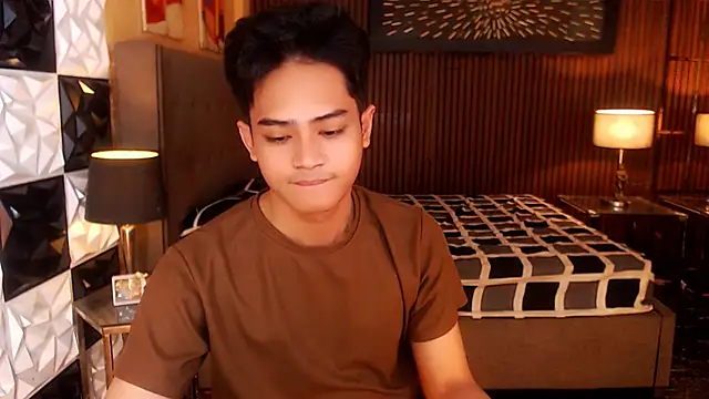 CrimsonCandleBlow online show from March 17, 1:43 am