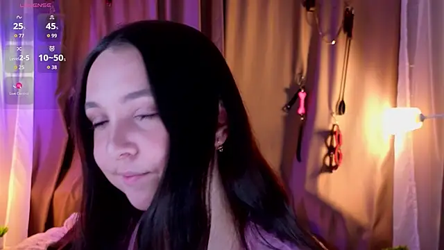 Snapshot of CindyBkitty chatting on July 11, 5:26 pm CindyBkitty online show from July 11, 5:26 pm