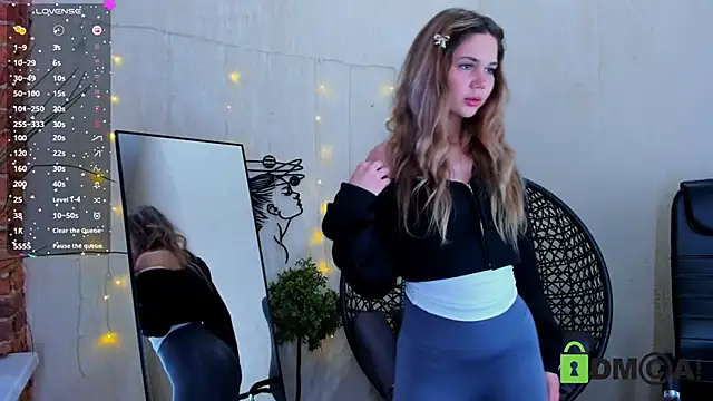 Elvi7z online show from March 18, 3:48 pm