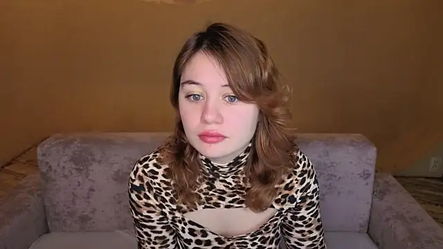 ElizabethRedWings online show from May 3, 5:41 pm