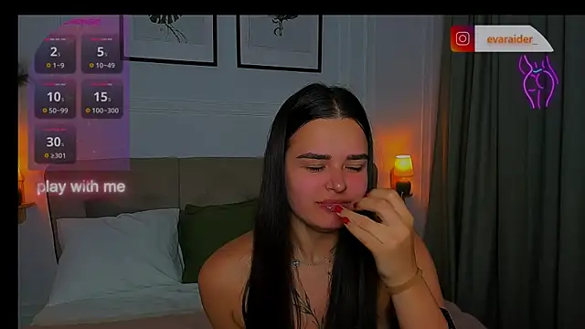 EvaRaider online show from July 6, 3:03 am