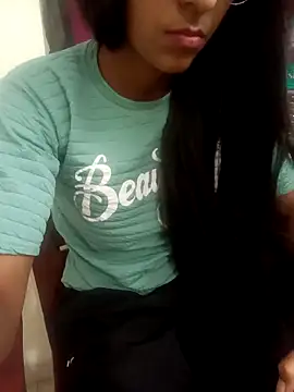 Snapshot of aushi_rajput chatting on April 19, 3:55 pm aushi rajput online show from April 19, 3:55 pm