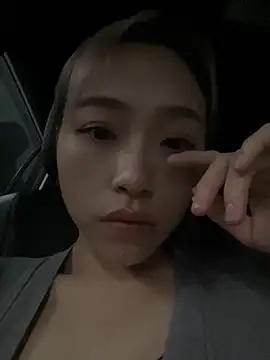 Mollyhappy1769 online show from April 21, 9:37 am