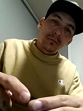 juanchitcto37 online show from March 18, 11:19 pm