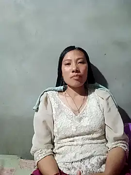 Snapshot of Leiley_98 chatting on May 4, 12:56 pm Leiley 98 online show from May 4, 12:56 pm