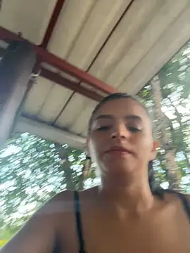 Snapshot of leidi-95- chatting on June 24, 9:58 pm leidi-95- online show from June 24, 9:58 pm