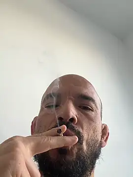 Snapshot of Rafael23cmSP chatting on July 20, 2:30 pm Rafael23cmSP online show from July 20, 2:30 pm