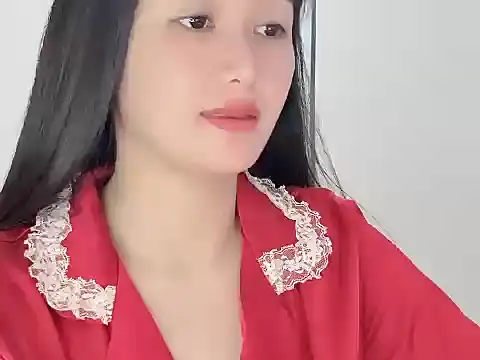 AmyLinee 1 online show from May 5, 4:20 am