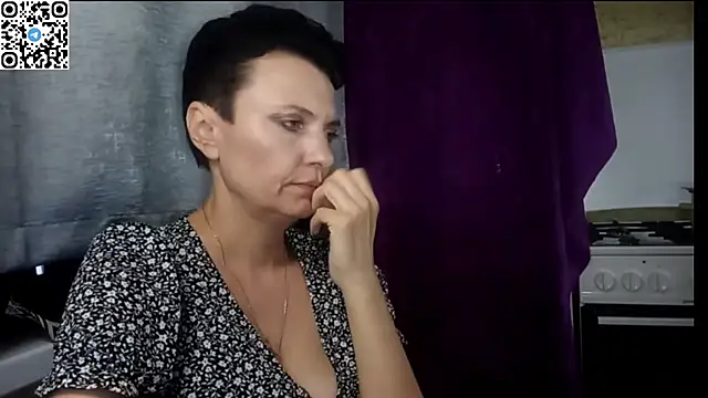 HotMamaQueen234 online show from June 25, 11:53 pm