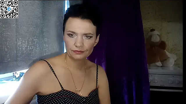 HotMamaQueen234 online show from June 30, 11:22 am