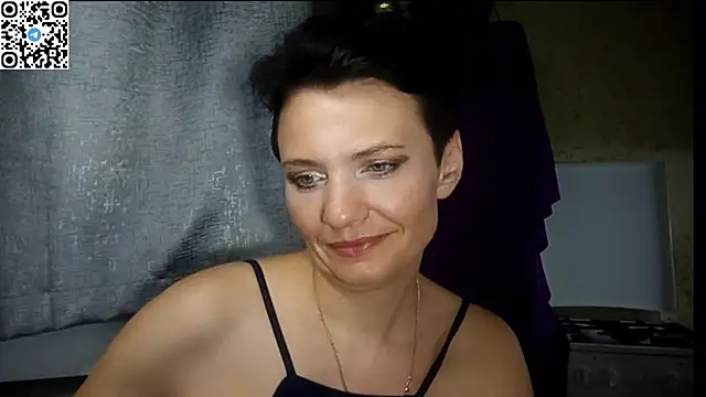 HotMamaQueen234 online show from July 2, 10:38 pm