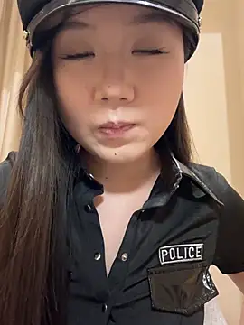 Snapshot of coco6886 chatting on March 20, 3:28 pm coco6886 online show from March 20, 3:28 pm