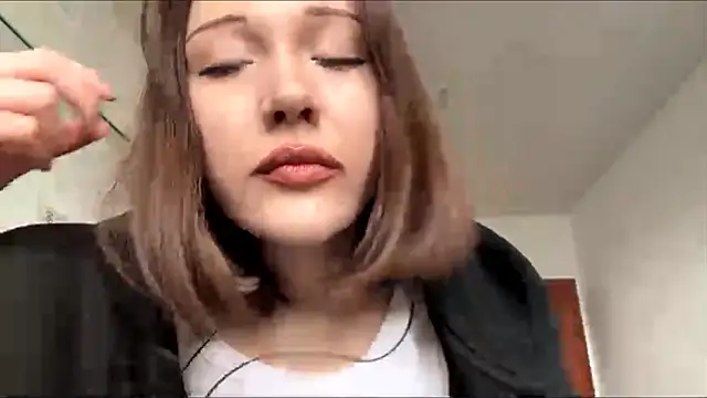 kiravings online show from March 17, 9:12 am