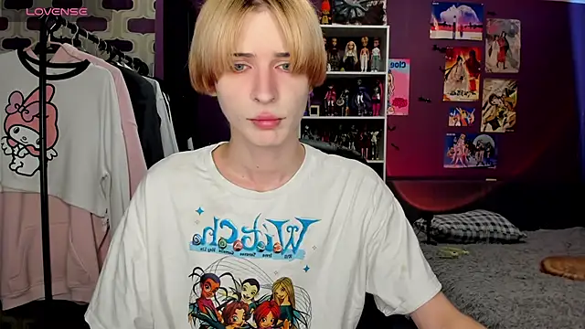 Snapshot of sweet_peach___ chatting on July 25, 3:09 pm sweet peach online show from July 25, 3:09 pm