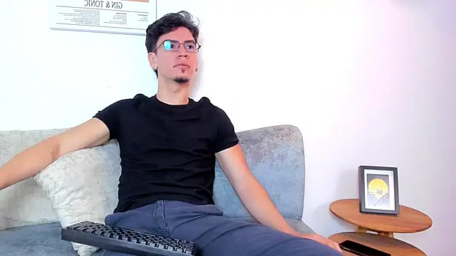 manu ferx online show from March 18, 1:14 pm