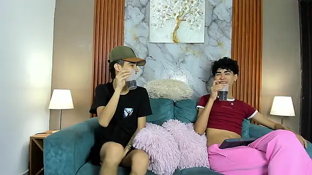 NAUGHTY BOYS1 online show from April 8, 7:14 pm