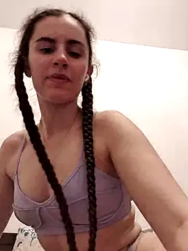 Snapshot of starlight_mo chatting on April 18, 7:51 pm starlight mo online show from April 18, 7:51 pm