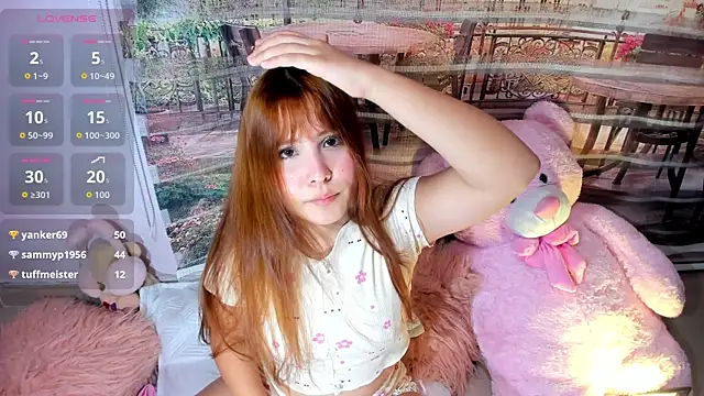 Snapshot of little_doll18_ chatting on June 14, 2:24 am little doll18 online show from June 14, 2:24 am