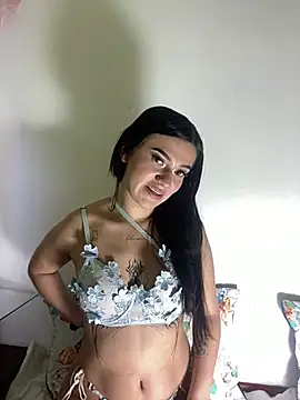 chloe evans0 online show from April 22, 7:37 pm