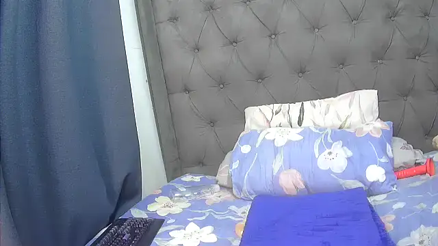 Sexy-Dinamy online show from April 17, 9:07 pm