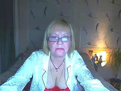 Anessa7321 online show from May 3, 6:03 pm