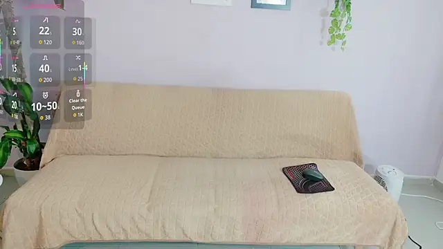 Snapshot of Zara_Fire chatting on June 24, 9:14 pm Zara Fire online show from June 24, 9:14 pm