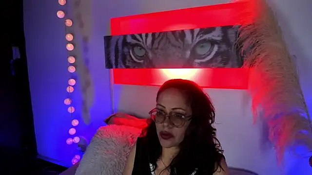 Mariia Paulaa online show from June 17, 4:15 am