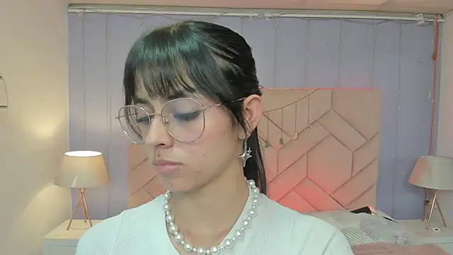 Snapshot of Eimy_Blaze chatting on May 29, 7:34 pm Eimy Blaze online show from May 29, 7:34 pm
