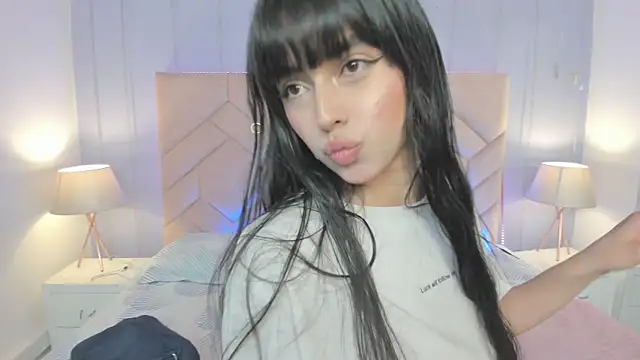 Snapshot of Eimy_Blaze chatting on July 14, 7:19 pm Eimy Blaze online show from July 14, 7:19 pm