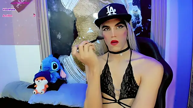 Tiffany Velanyer   online show from July 31, 3:28 am