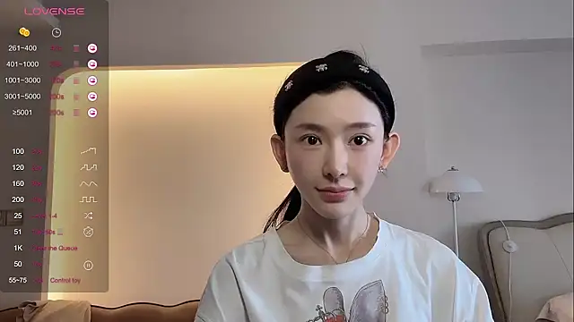 Snapshot of kiki-12 chatting on April 29, 7:12 am kiki-12 online show from April 29, 7:12 am