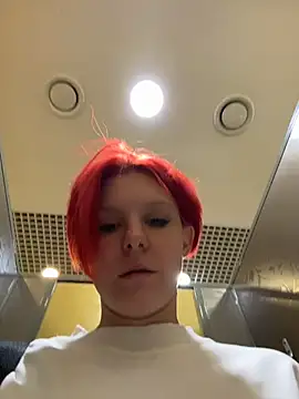 NinaParri online show from May 13, 3:37 am