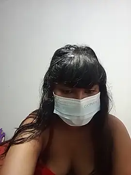 Snapshot of honeyi_babe chatting on June 16, 1:36 pm honeyi babe online show from June 16, 1:36 pm