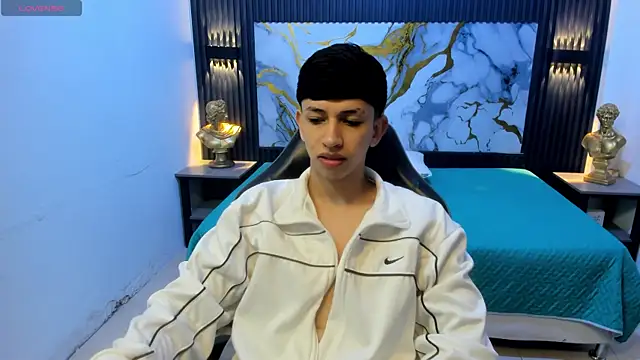 AdrianFranko online show from June 19, 1:26 pm