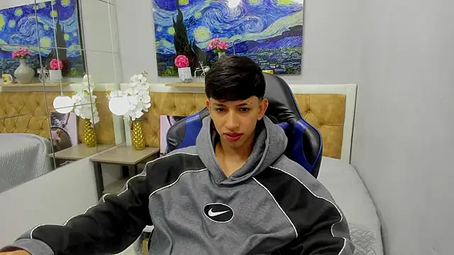 AdrianFranko online show from July 30, 12:37 pm