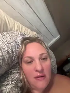 1SexyQueen online show from June 14, 1:24 pm