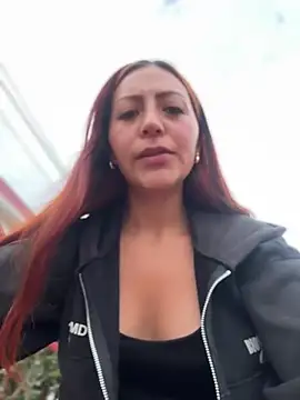 Snapshot of Queen_Scatlett chatting on June 16, 11:57 am Queen Scatlett online show from June 16, 11:57 am