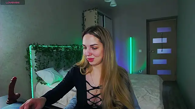 Alexandracandy online show from April 28, 12:54 pm