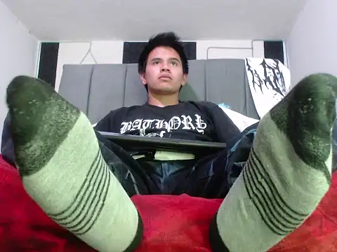 adonis latin 19 online show from June 3, 3:31 am