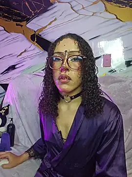 dark nina   online show from July 27, 2:29 am