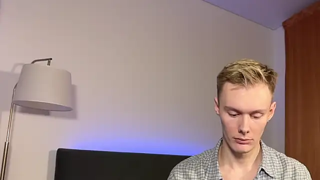 Matt1Riley online show from March 24, 7:30 pm