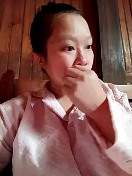 Panda cutee online show from May 4, 11:23 pm