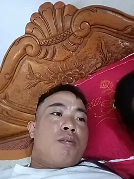 boy-pho- online show from May 20, 10:32 am