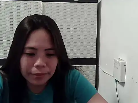 Snapshot of sweetciendy chatting on May 10, 6:51 am sweetciendy online show from May 10, 6:51 am