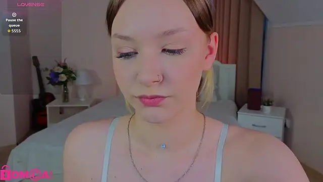 Snapshot of StaceyyJones chatting on July 23, 11:08 am StaceyyJones online show from July 23, 11:08 am