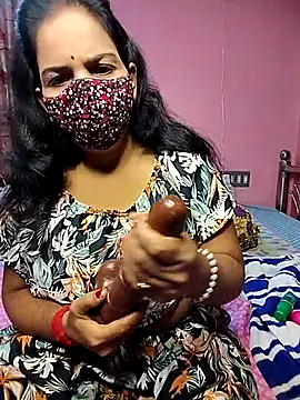 Snapshot of Rashilii_Bhabi chatting on August 1, 2:49 pm Rashilii Bhabi online show from August 1, 2:49 pm